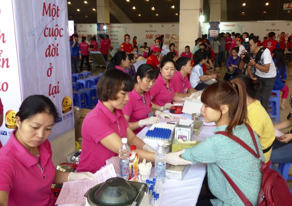 Volunteers wait to donate blood